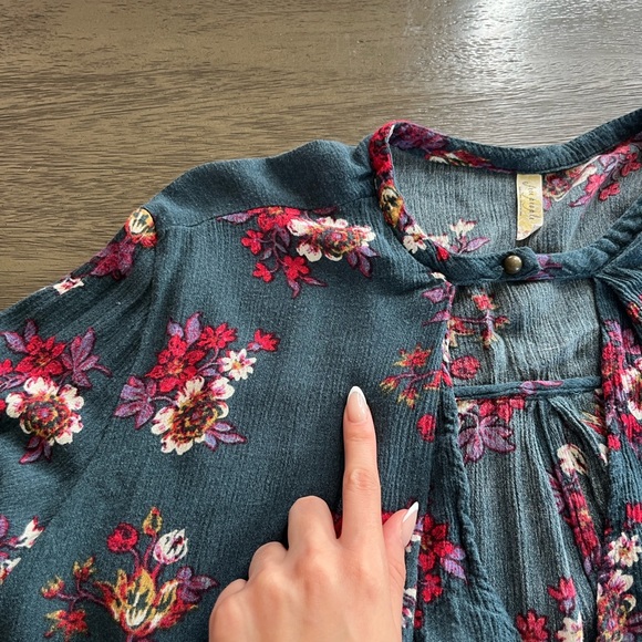 Free People Floral Keyhole flowy Tunic XS romantic Boho cottagecore fall indie - Picture 10 of 10